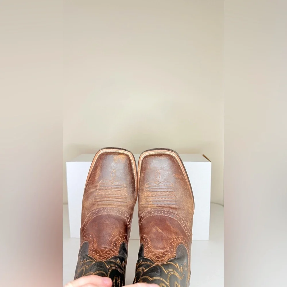 Brown and Black Western Boots Sz 5.5